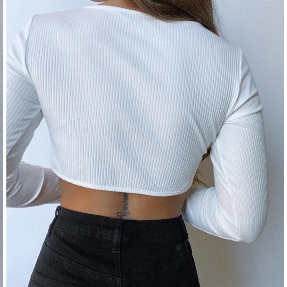 NWT Rhinestone Crop - Picture 2 of 2